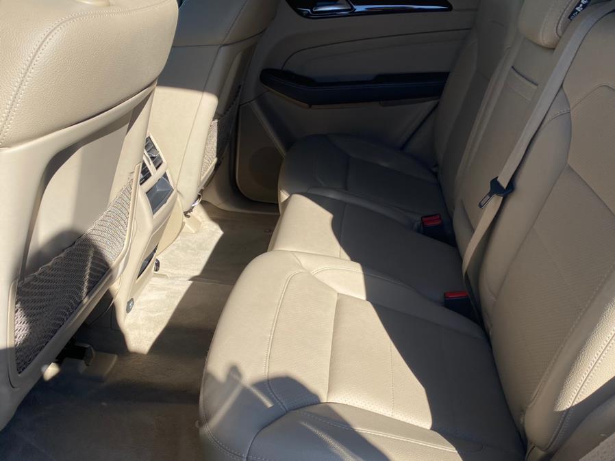 2014 Mercedes-Benz M-Class 4MATIC 4dr ML 350, available for sale in Canton, Connecticut | Lava Motors 2 Inc. Canton, Connecticut 2014 Mercedes-Benz M-Class 4MATIC 4dr ML 350, available for sale in Canton, Connecticut | Lava Motors 2 Inc. Canton, Connecticut
