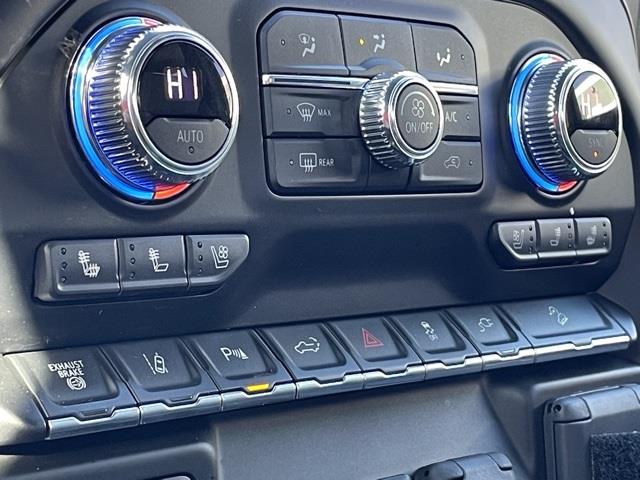 2020 GMC Sierra 2500hd Denali, available for sale in Brookfield, Connecticut | Blasius Federal Road. Brookfield, Connecticut 2020 GMC Sierra 2500hd Denali, available for sale in Brookfield, Connecticut | Blasius Federal Road. Brookfield, Connecticut