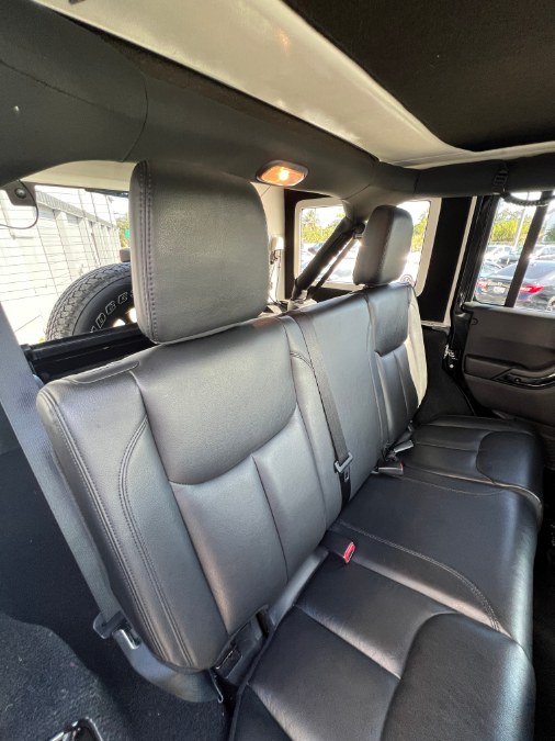 2015 Jeep Wrangler Unlimited 4WD 4dr Altitude, available for sale in Miami, Florida | 26 Motors Miami. Miami, Florida 2015 Jeep Wrangler Unlimited 4WD 4dr Altitude, available for sale in Miami, Florida | 26 Motors Miami. Miami, Florida