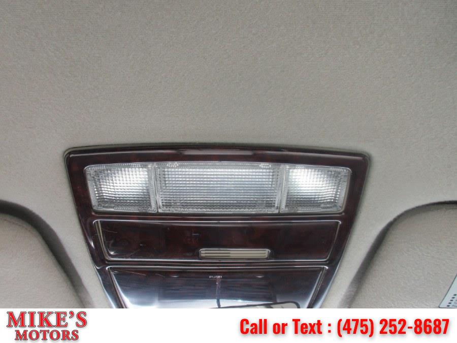 2010 Toyota Camry 4dr Sdn I4 Auto LE (Natl), available for sale in Stratford, Connecticut | Mike's Motors LLC. Stratford, Connecticut 2010 Toyota Camry 4dr Sdn I4 Auto LE (Natl), available for sale in Stratford, Connecticut | Mike's Motors LLC. Stratford, Connecticut