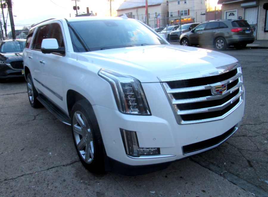 Used Cadillac Escalade 2WD 4dr Luxury 2018 | MFG Prestige Auto Group. Paterson, New Jersey