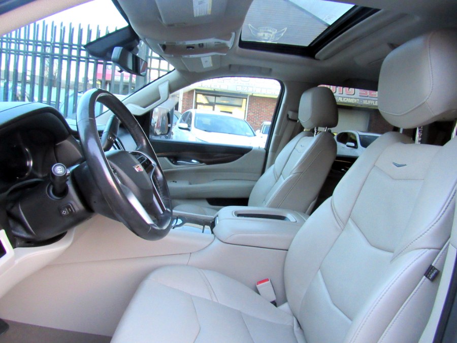 2018 Cadillac Escalade 2WD 4dr Luxury, available for sale in Paterson, New Jersey | MFG Prestige Auto Group. Paterson, New Jersey 2018 Cadillac Escalade 2WD 4dr Luxury, available for sale in Paterson, New Jersey | MFG Prestige Auto Group. Paterson, New Jersey