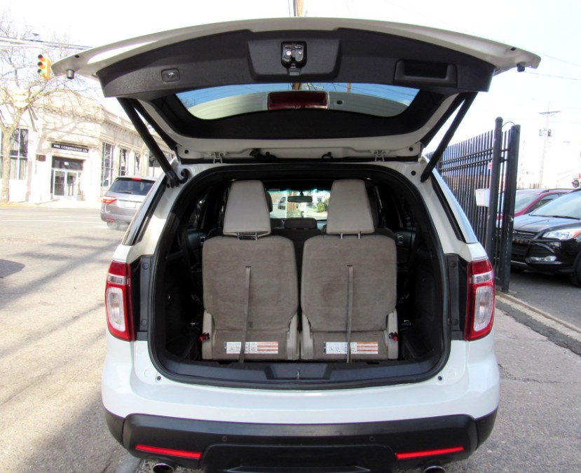 2012 Ford Explorer FWD 4dr XLT, available for sale in Paterson, New Jersey | MFG Prestige Auto Group. Paterson, New Jersey 2012 Ford Explorer FWD 4dr XLT, available for sale in Paterson, New Jersey | MFG Prestige Auto Group. Paterson, New Jersey