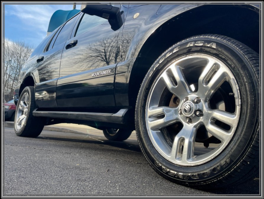 2008 Mercury Mountaineer AWD 4dr V8 Premier, available for sale in Huntington Station, New York | My Auto Inc.. Huntington Station, New York 2008 Mercury Mountaineer AWD 4dr V8 Premier, available for sale in Huntington Station, New York | My Auto Inc.. Huntington Station, New York