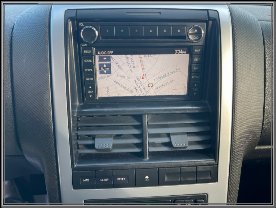 2008 Mercury Mountaineer AWD 4dr V8 Premier, available for sale in Huntington Station, New York | My Auto Inc.. Huntington Station, New York 2008 Mercury Mountaineer AWD 4dr V8 Premier, available for sale in Huntington Station, New York | My Auto Inc.. Huntington Station, New York