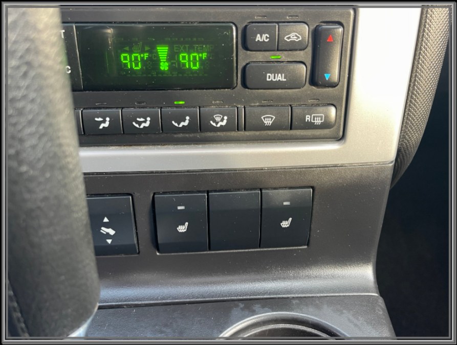 2008 Mercury Mountaineer AWD 4dr V8 Premier, available for sale in Huntington Station, New York | My Auto Inc.. Huntington Station, New York 2008 Mercury Mountaineer AWD 4dr V8 Premier, available for sale in Huntington Station, New York | My Auto Inc.. Huntington Station, New York