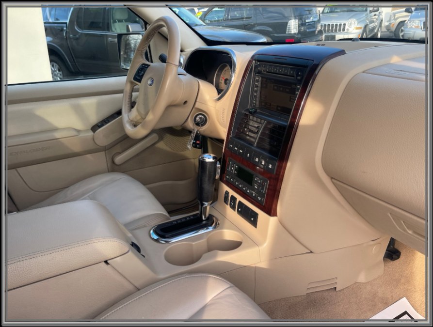 2006 Ford Explorer 4dr 114" WB 4.6L Limited 4WD, available for sale in Huntington Station, New York | My Auto Inc.. Huntington Station, New York 2006 Ford Explorer 4dr 114" WB 4.6L Limited 4WD, available for sale in Huntington Station, New York | My Auto Inc.. Huntington Station, New York