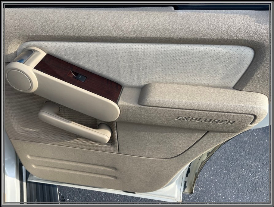 2006 Ford Explorer 4dr 114" WB 4.6L Limited 4WD, available for sale in Huntington Station, New York | My Auto Inc.. Huntington Station, New York 2006 Ford Explorer 4dr 114" WB 4.6L Limited 4WD, available for sale in Huntington Station, New York | My Auto Inc.. Huntington Station, New York