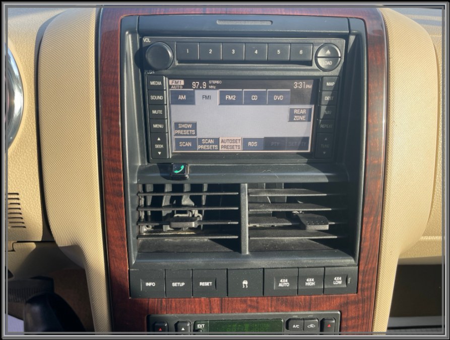 2006 Ford Explorer 4dr 114" WB 4.6L Limited 4WD, available for sale in Huntington Station, New York | My Auto Inc.. Huntington Station, New York 2006 Ford Explorer 4dr 114" WB 4.6L Limited 4WD, available for sale in Huntington Station, New York | My Auto Inc.. Huntington Station, New York