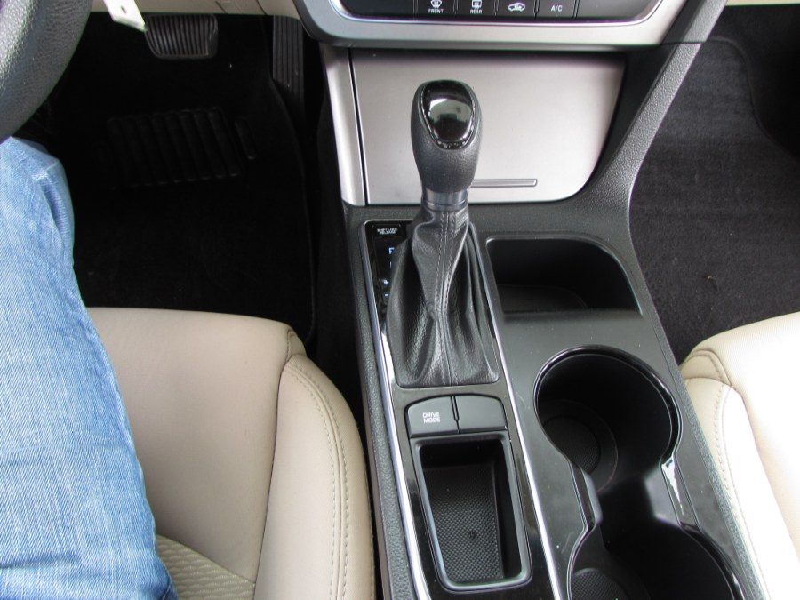 2016 Hyundai Sonata 4dr Sdn 2.4L SE, available for sale in Orlando, Florida | VIP Auto Enterprise, Inc. Orlando, Florida 2016 Hyundai Sonata 4dr Sdn 2.4L SE, available for sale in Orlando, Florida | VIP Auto Enterprise, Inc. Orlando, Florida