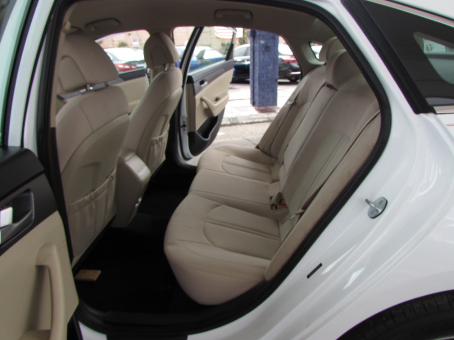 2016 Hyundai Sonata 4dr Sdn 2.4L SE, available for sale in Orlando, Florida | VIP Auto Enterprise, Inc. Orlando, Florida 2016 Hyundai Sonata 4dr Sdn 2.4L SE, available for sale in Orlando, Florida | VIP Auto Enterprise, Inc. Orlando, Florida