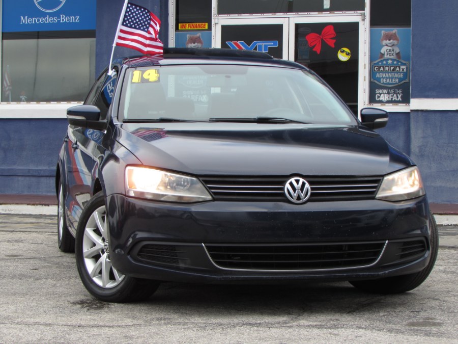 2014 Volkswagen Jetta Sedan 4dr Auto SE w/Connectivity/Sunroof, available for sale in Orlando, Florida | VIP Auto Enterprise, Inc. Orlando, Florida 2014 Volkswagen Jetta Sedan 4dr Auto SE w/Connectivity/Sunroof, available for sale in Orlando, Florida | VIP Auto Enterprise, Inc. Orlando, Florida