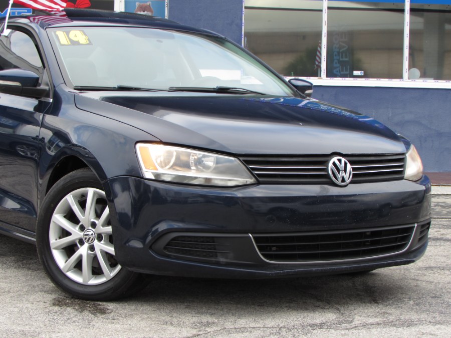 2014 Volkswagen Jetta Sedan 4dr Auto SE w/Connectivity/Sunroof, available for sale in Orlando, Florida | VIP Auto Enterprise, Inc. Orlando, Florida 2014 Volkswagen Jetta Sedan 4dr Auto SE w/Connectivity/Sunroof, available for sale in Orlando, Florida | VIP Auto Enterprise, Inc. Orlando, Florida