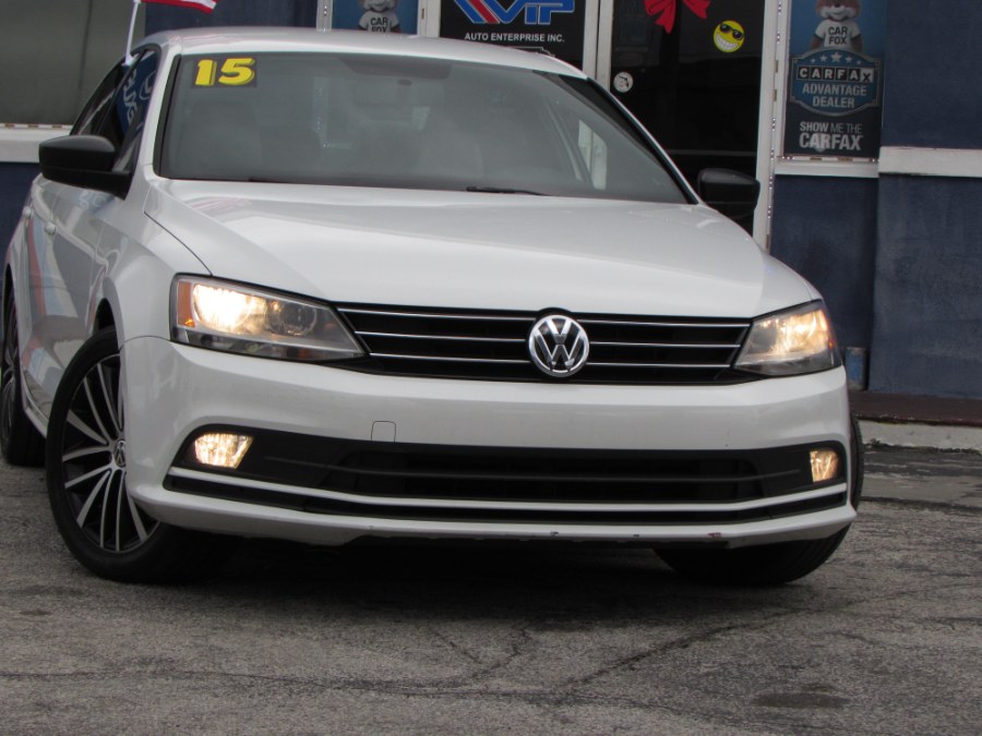 2015 Volkswagen Jetta Sedan 4dr Auto 1.8T SE PZEV, available for sale in Orlando, Florida | VIP Auto Enterprise, Inc. Orlando, Florida 2015 Volkswagen Jetta Sedan 4dr Auto 1.8T SE PZEV, available for sale in Orlando, Florida | VIP Auto Enterprise, Inc. Orlando, Florida