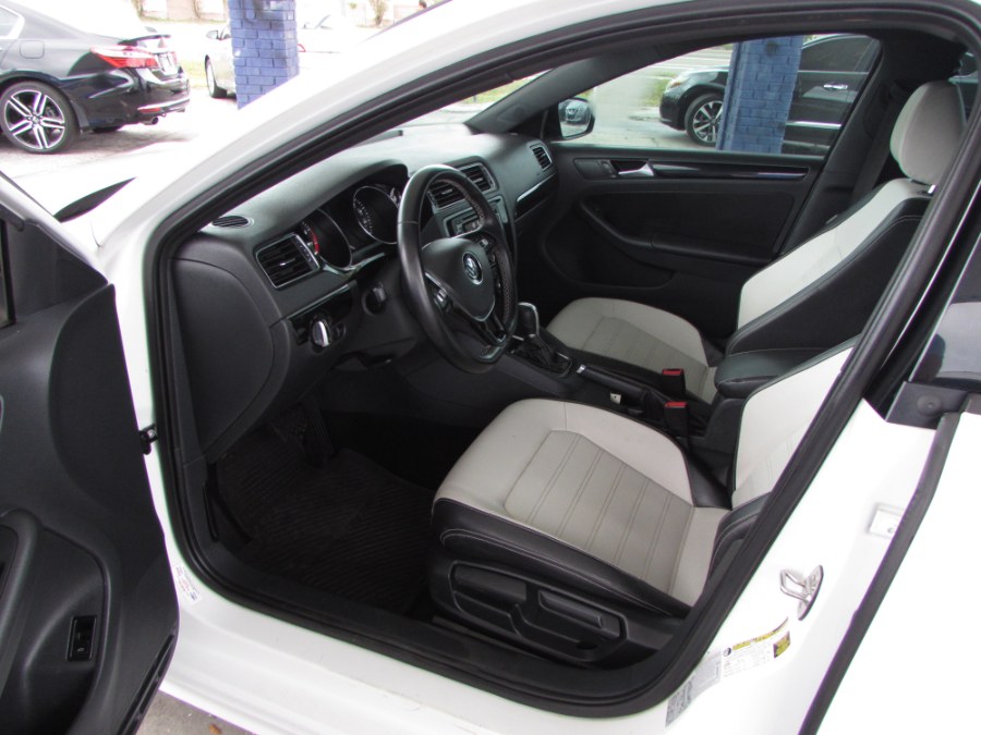 2015 Volkswagen Jetta Sedan 4dr Auto 1.8T SE PZEV, available for sale in Orlando, Florida | VIP Auto Enterprise, Inc. Orlando, Florida 2015 Volkswagen Jetta Sedan 4dr Auto 1.8T SE PZEV, available for sale in Orlando, Florida | VIP Auto Enterprise, Inc. Orlando, Florida