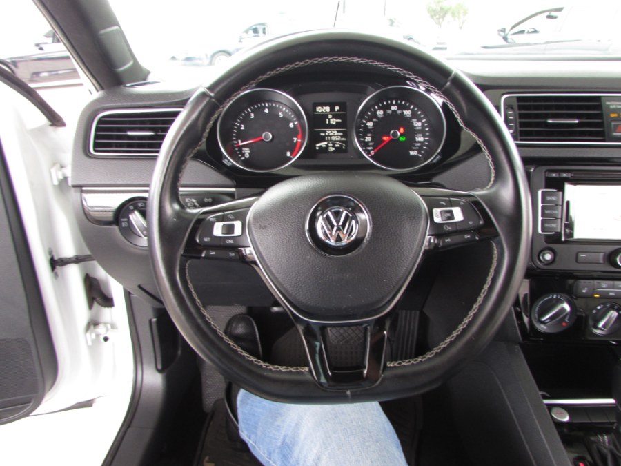 2015 Volkswagen Jetta Sedan 4dr Auto 1.8T SE PZEV, available for sale in Orlando, Florida | VIP Auto Enterprise, Inc. Orlando, Florida 2015 Volkswagen Jetta Sedan 4dr Auto 1.8T SE PZEV, available for sale in Orlando, Florida | VIP Auto Enterprise, Inc. Orlando, Florida