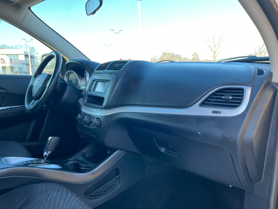 2015 Dodge Journey FWD 4dr American Value Pkg, available for sale in Ortonville, Michigan | Marsh Auto Sales LLC. Ortonville, Michigan 2015 Dodge Journey FWD 4dr American Value Pkg, available for sale in Ortonville, Michigan | Marsh Auto Sales LLC. Ortonville, Michigan