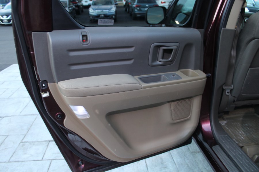 2007 Honda Ridgeline 4WD Crew Cab RTX, available for sale in Plantsville, Connecticut | Auto House of Luxury. Plantsville, Connecticut 2007 Honda Ridgeline 4WD Crew Cab RTX, available for sale in Plantsville, Connecticut | Auto House of Luxury. Plantsville, Connecticut