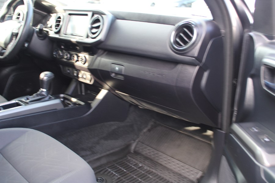 2018 Toyota Tacoma TRD Sport Double Cab 6'' Bed V6 4x4 AT (Natl), available for sale in Plantsville, Connecticut | Auto House of Luxury. Plantsville, Connecticut 2018 Toyota Tacoma TRD Sport Double Cab 6'' Bed V6 4x4 AT (Natl), available for sale in Plantsville, Connecticut | Auto House of Luxury. Plantsville, Connecticut