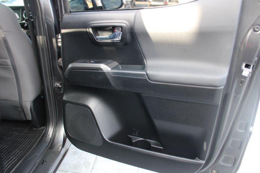 2018 Toyota Tacoma TRD Sport Double Cab 6'' Bed V6 4x4 AT (Natl), available for sale in Plantsville, Connecticut | Auto House of Luxury. Plantsville, Connecticut 2018 Toyota Tacoma TRD Sport Double Cab 6'' Bed V6 4x4 AT (Natl), available for sale in Plantsville, Connecticut | Auto House of Luxury. Plantsville, Connecticut