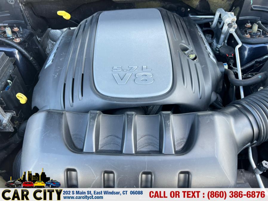 2011 Jeep Grand Cherokee 4WD 4dr Overland, available for sale in East Windsor, Connecticut | Car City LLC. East Windsor, Connecticut 2011 Jeep Grand Cherokee 4WD 4dr Overland, available for sale in East Windsor, Connecticut | Car City LLC. East Windsor, Connecticut