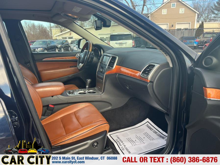 2011 Jeep Grand Cherokee 4WD 4dr Overland, available for sale in East Windsor, Connecticut | Car City LLC. East Windsor, Connecticut 2011 Jeep Grand Cherokee 4WD 4dr Overland, available for sale in East Windsor, Connecticut | Car City LLC. East Windsor, Connecticut