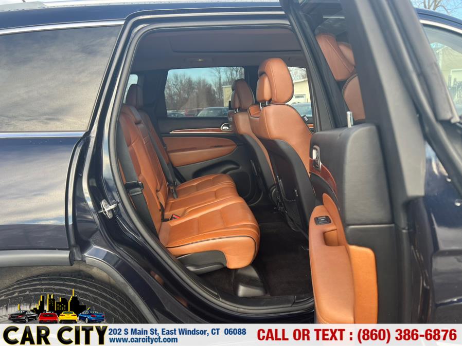 2011 Jeep Grand Cherokee 4WD 4dr Overland, available for sale in East Windsor, Connecticut | Car City LLC. East Windsor, Connecticut