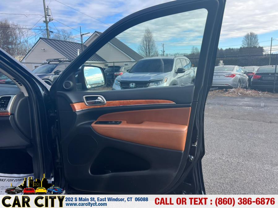 2011 Jeep Grand Cherokee 4WD 4dr Overland, available for sale in East Windsor, Connecticut | Car City LLC. East Windsor, Connecticut 2011 Jeep Grand Cherokee 4WD 4dr Overland, available for sale in East Windsor, Connecticut | Car City LLC. East Windsor, Connecticut