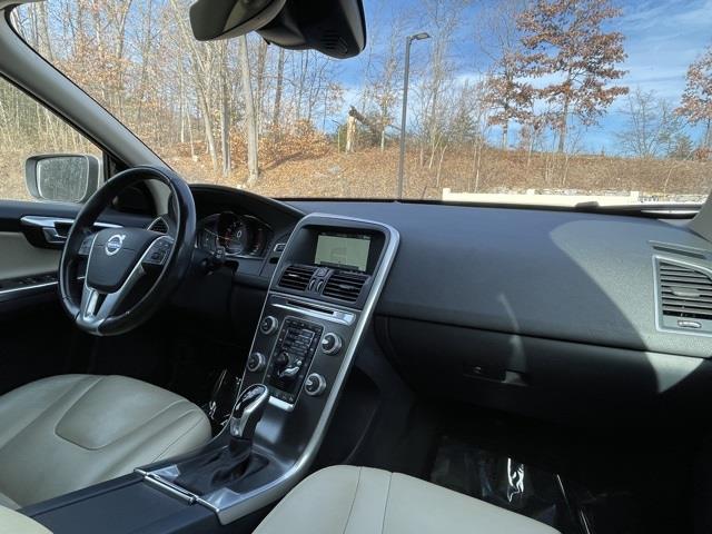 2016 Volvo Xc60 T6 Drive-E, available for sale in Brookfield, Connecticut | Blasius Federal Road. Brookfield, Connecticut 2016 Volvo Xc60 T6 Drive-E, available for sale in Brookfield, Connecticut | Blasius Federal Road. Brookfield, Connecticut