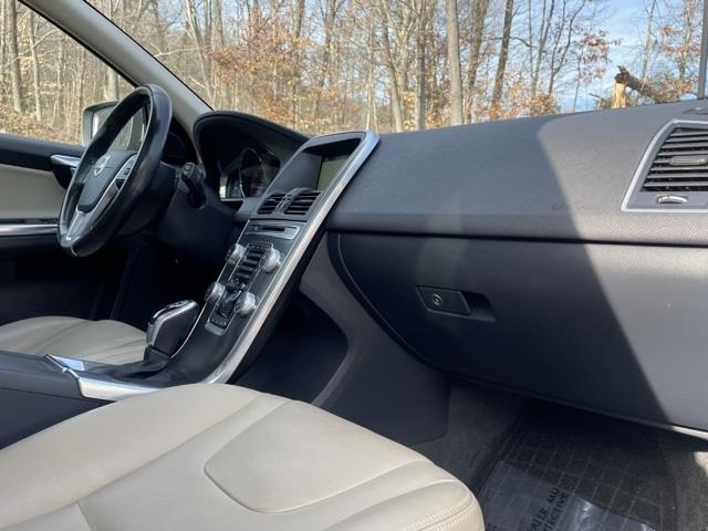 2016 Volvo Xc60 T6 Drive-E, available for sale in Brookfield, Connecticut | Blasius Federal Road. Brookfield, Connecticut 2016 Volvo Xc60 T6 Drive-E, available for sale in Brookfield, Connecticut | Blasius Federal Road. Brookfield, Connecticut