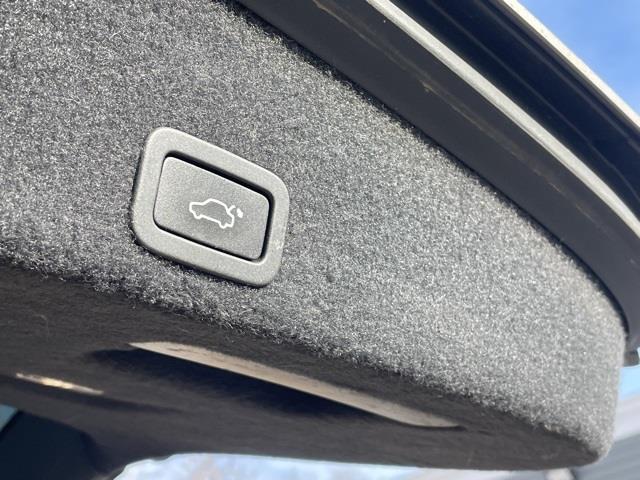 2016 Volvo Xc60 T6 Drive-E, available for sale in Brookfield, Connecticut | Blasius Federal Road. Brookfield, Connecticut 2016 Volvo Xc60 T6 Drive-E, available for sale in Brookfield, Connecticut | Blasius Federal Road. Brookfield, Connecticut