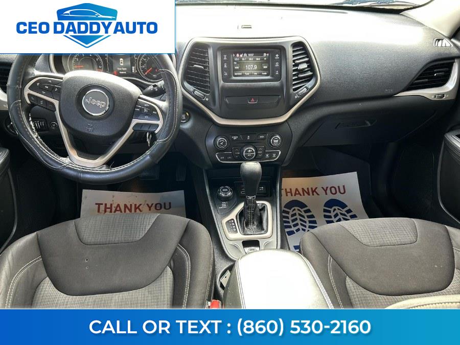 2015 Jeep Cherokee 4WD 4dr Latitude, available for sale in Online only, Connecticut | CEO DADDY AUTO. Online only, Connecticut 2015 Jeep Cherokee 4WD 4dr Latitude, available for sale in Online only, Connecticut | CEO DADDY AUTO. Online only, Connecticut