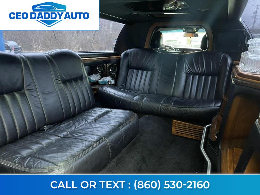 2005 Lincoln Town Car Executive w/Limousine Builders Pkg, available for sale in Online only, Connecticut | CEO DADDY AUTO. Online only, Connecticut 2005 Lincoln Town Car Executive w/Limousine Builders Pkg, available for sale in Online only, Connecticut | CEO DADDY AUTO. Online only, Connecticut