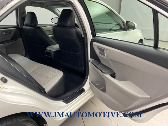 2015 Toyota Camry 4dr Sdn I4 Auto SE, available for sale in Naugatuck, Connecticut | J&M Automotive Sls&Svc LLC. Naugatuck, Connecticut 2015 Toyota Camry 4dr Sdn I4 Auto SE, available for sale in Naugatuck, Connecticut | J&M Automotive Sls&Svc LLC. Naugatuck, Connecticut