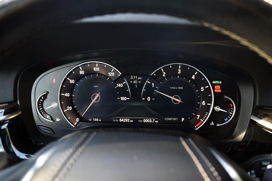 2018 BMW 5 Series 530i xDrive AWD 4dr Sedan, available for sale in Great Neck, New York | Camy Cars. Great Neck, New York 2018 BMW 5 Series 530i xDrive AWD 4dr Sedan, available for sale in Great Neck, New York | Camy Cars. Great Neck, New York