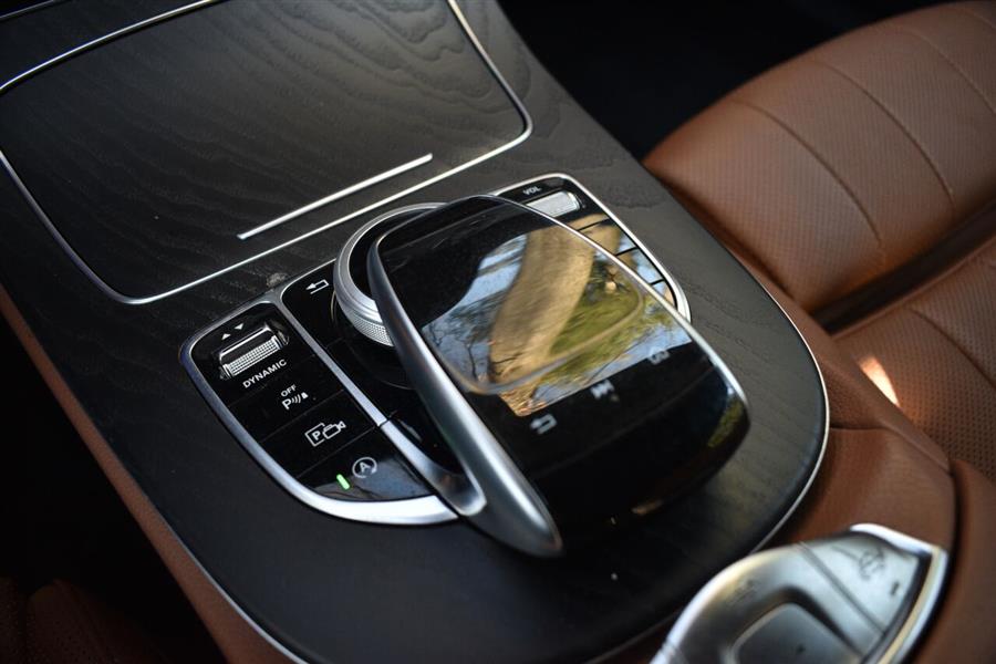2019 Mercedes-benz E-class E 450 4MATIC AWD 2dr Cabriolet, available for sale in Great Neck, New York | Camy Cars. Great Neck, New York 2019 Mercedes-benz E-class E 450 4MATIC AWD 2dr Cabriolet, available for sale in Great Neck, New York | Camy Cars. Great Neck, New York