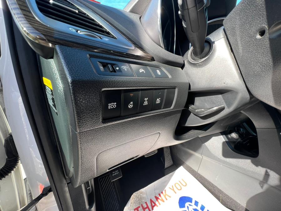 2013 Hyundai Santa Fe AWD 4dr Limited, available for sale in Lodi, New Jersey | Route 46 Auto Sales Inc. Lodi, New Jersey 2013 Hyundai Santa Fe AWD 4dr Limited, available for sale in Lodi, New Jersey | Route 46 Auto Sales Inc. Lodi, New Jersey