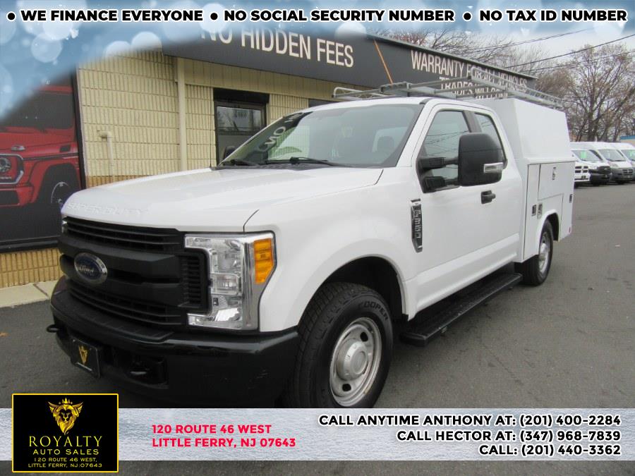 2017 Ford Super Duty F-350 SRW XL SuperCab 6.75'' Box, available for sale in Little Ferry, New Jersey | Royalty Auto Sales. Little Ferry, New Jersey