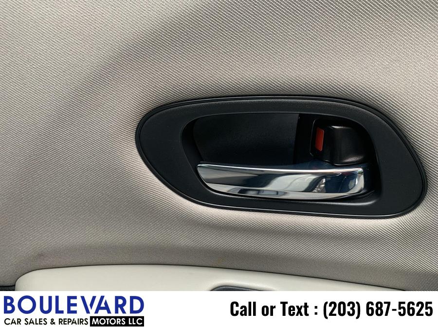 2018 Honda Hr-v LX Sport Utility 4D, available for sale in New Haven, Connecticut | Boulevard Motors LLC. New Haven, Connecticut 2018 Honda Hr-v LX Sport Utility 4D, available for sale in New Haven, Connecticut | Boulevard Motors LLC. New Haven, Connecticut