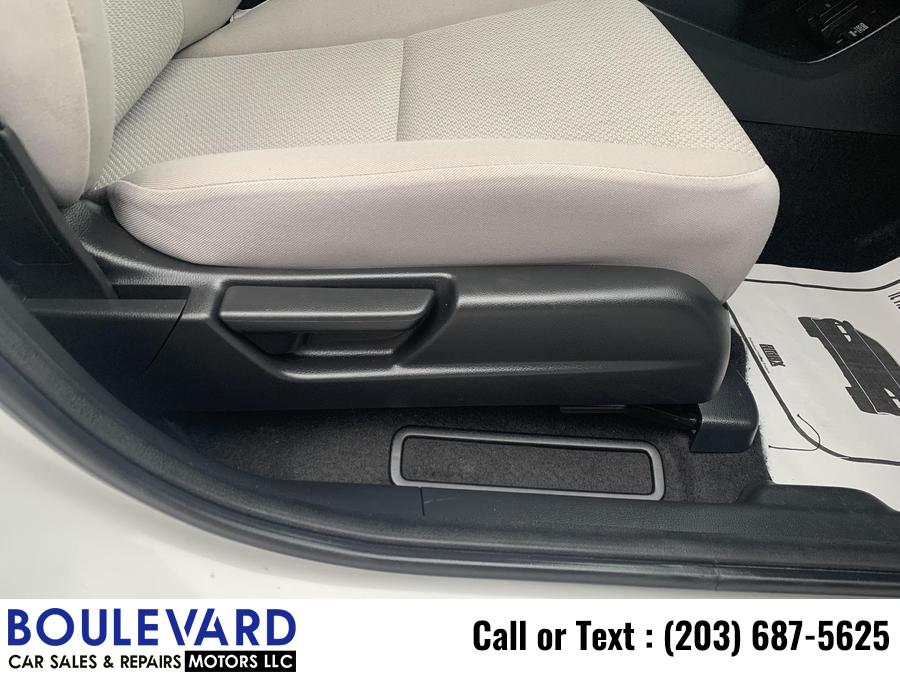 2018 Honda Hr-v LX Sport Utility 4D, available for sale in New Haven, Connecticut | Boulevard Motors LLC. New Haven, Connecticut 2018 Honda Hr-v LX Sport Utility 4D, available for sale in New Haven, Connecticut | Boulevard Motors LLC. New Haven, Connecticut