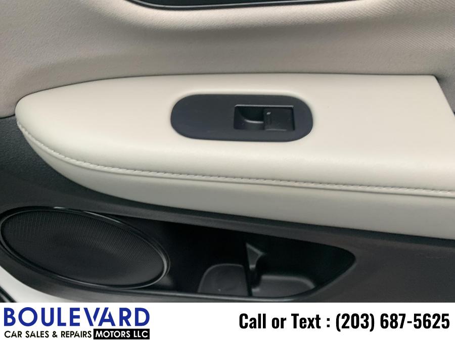 2018 Honda Hr-v LX Sport Utility 4D, available for sale in New Haven, Connecticut | Boulevard Motors LLC. New Haven, Connecticut 2018 Honda Hr-v LX Sport Utility 4D, available for sale in New Haven, Connecticut | Boulevard Motors LLC. New Haven, Connecticut