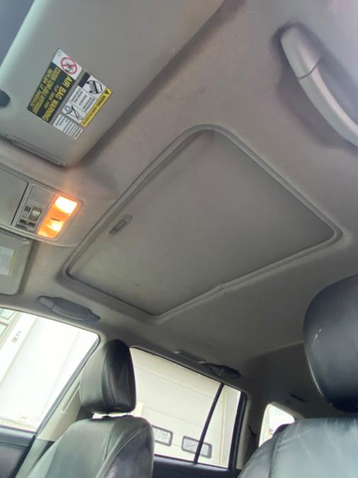 2011 Toyota Highlander SE, available for sale in Bridgeport, Connecticut | CT Auto. Bridgeport, Connecticut 2011 Toyota Highlander SE, available for sale in Bridgeport, Connecticut | CT Auto. Bridgeport, Connecticut