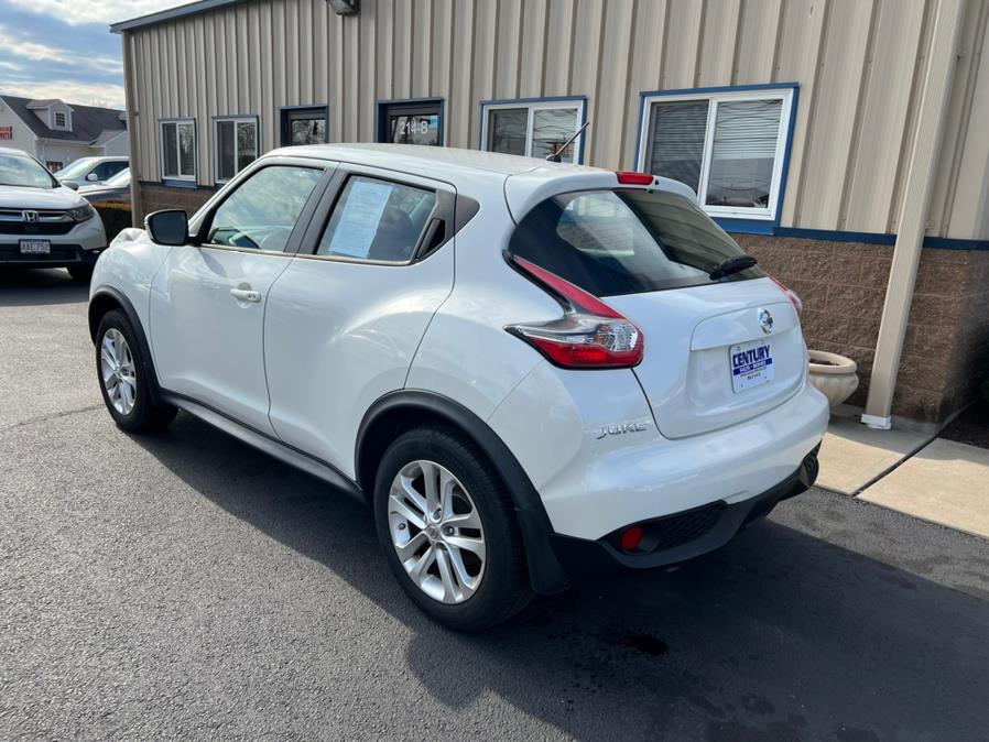 2015 Nissan JUKE 5dr Wgn CVT S AWD, available for sale in East Windsor, Connecticut | Century Auto And Truck. East Windsor, Connecticut