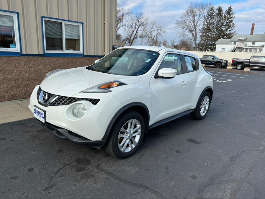 2015 Nissan JUKE 5dr Wgn CVT S AWD, available for sale in East Windsor, Connecticut | Century Auto And Truck. East Windsor, Connecticut