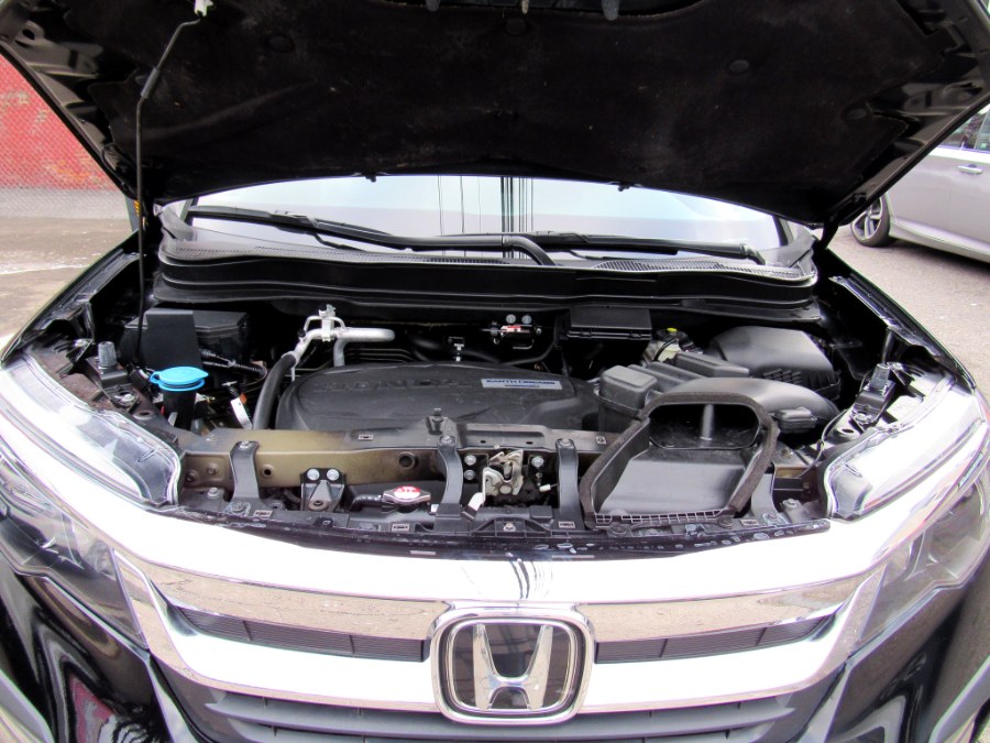 2019 Honda Pilot EX-L AWD, available for sale in Paterson, New Jersey | MFG Prestige Auto Group. Paterson, New Jersey 2019 Honda Pilot EX-L AWD, available for sale in Paterson, New Jersey | MFG Prestige Auto Group. Paterson, New Jersey