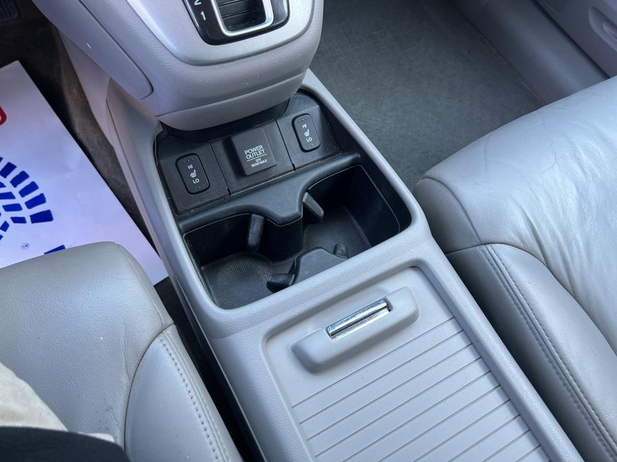2014 Honda CR-V AWD 5dr EX-L, available for sale in Stamford, Connecticut | Harbor View Auto Sales LLC. Stamford, Connecticut 2014 Honda CR-V AWD 5dr EX-L, available for sale in Stamford, Connecticut | Harbor View Auto Sales LLC. Stamford, Connecticut