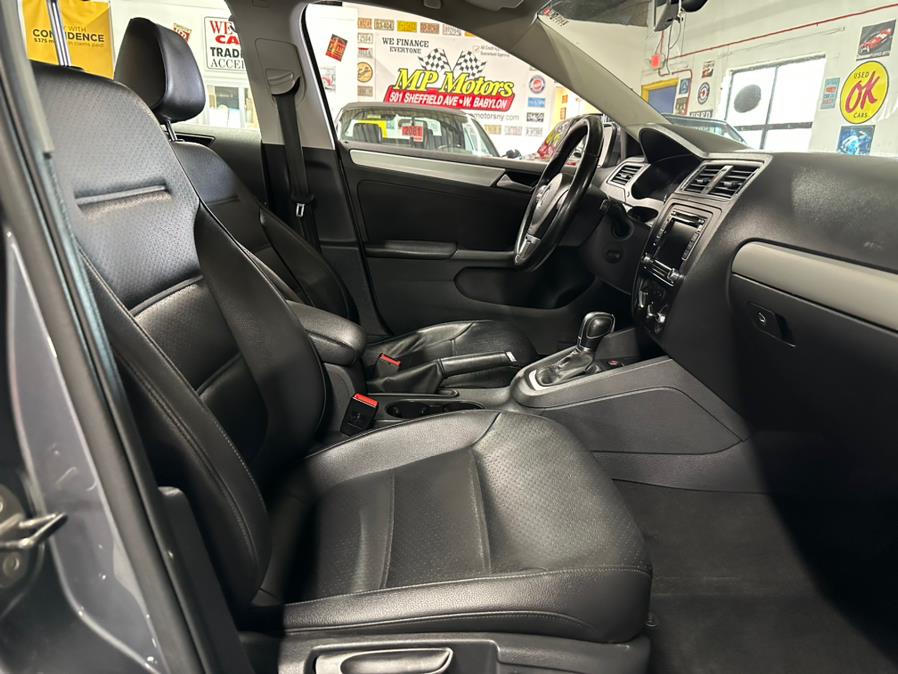 2014 Volkswagen Jetta Sedan 4dr Auto SE PZEV, available for sale in West Babylon , New York | MP Motors Inc. West Babylon , New York 2014 Volkswagen Jetta Sedan 4dr Auto SE PZEV, available for sale in West Babylon , New York | MP Motors Inc. West Babylon , New York