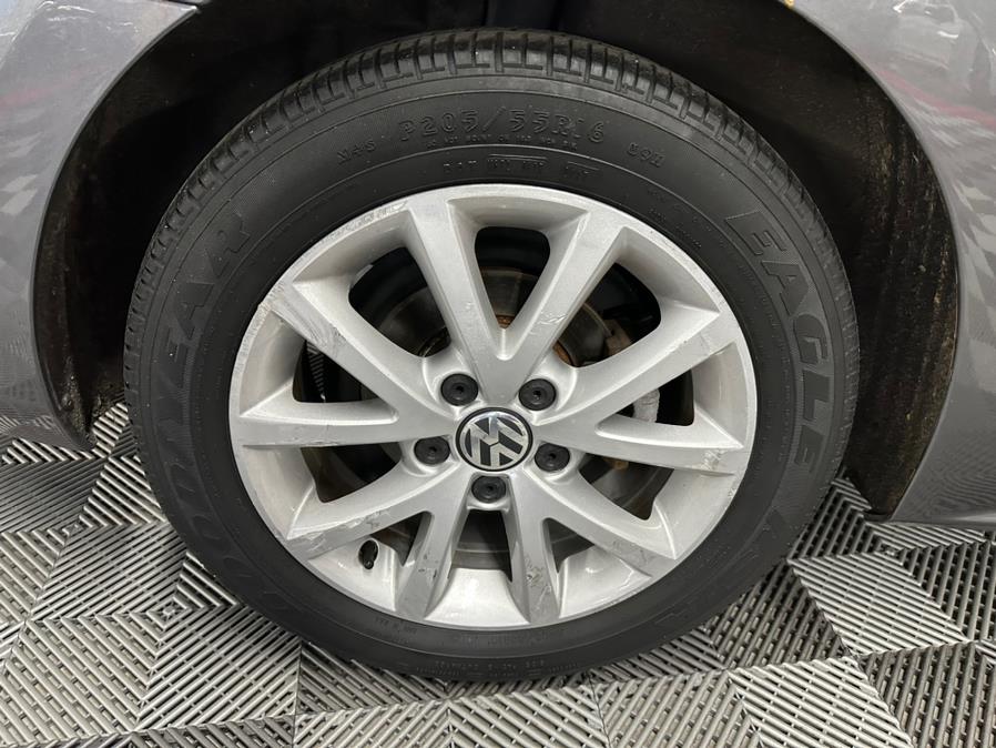 2014 Volkswagen Jetta Sedan 4dr Auto SE PZEV, available for sale in West Babylon , New York | MP Motors Inc. West Babylon , New York 2014 Volkswagen Jetta Sedan 4dr Auto SE PZEV, available for sale in West Babylon , New York | MP Motors Inc. West Babylon , New York