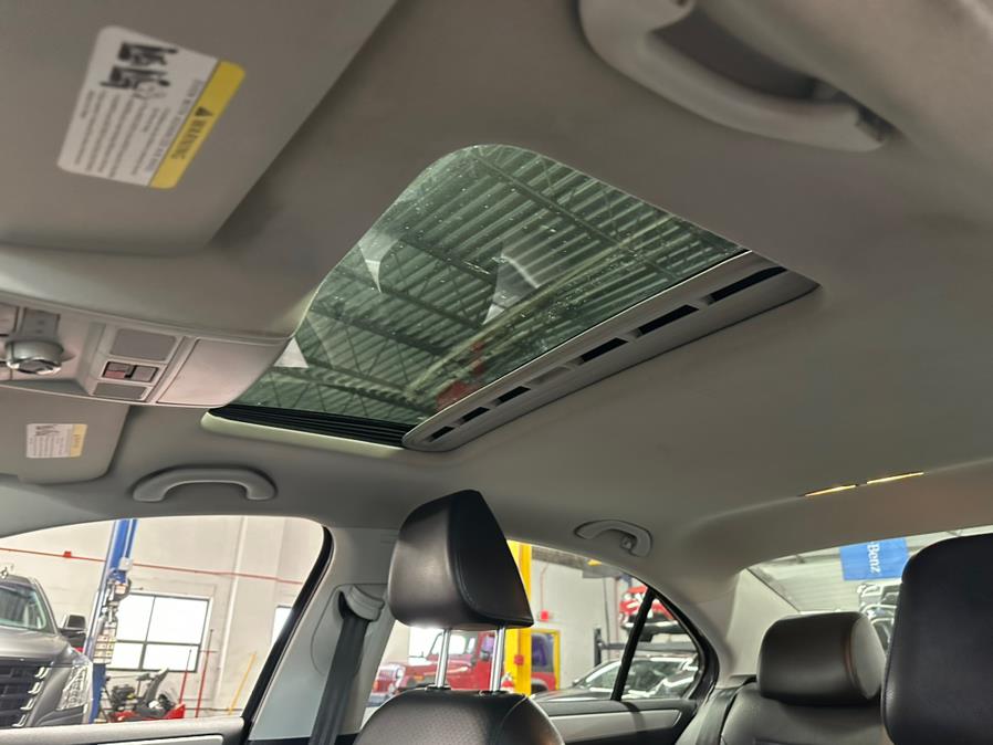 2014 Volkswagen Jetta Sedan 4dr Auto SE PZEV, available for sale in West Babylon , New York | MP Motors Inc. West Babylon , New York 2014 Volkswagen Jetta Sedan 4dr Auto SE PZEV, available for sale in West Babylon , New York | MP Motors Inc. West Babylon , New York
