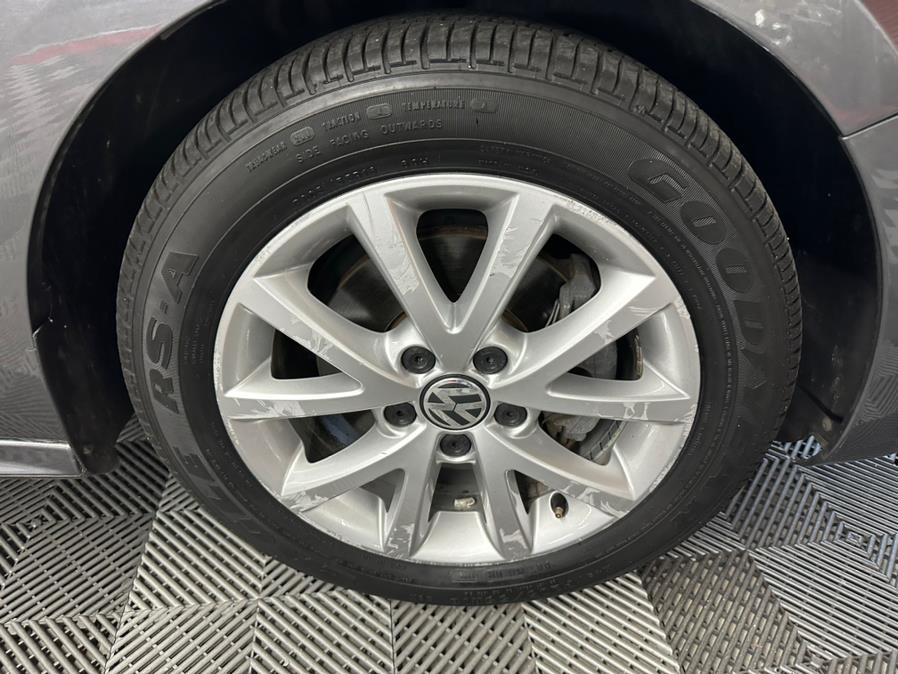 2014 Volkswagen Jetta Sedan 4dr Auto SE PZEV, available for sale in West Babylon , New York | MP Motors Inc. West Babylon , New York 2014 Volkswagen Jetta Sedan 4dr Auto SE PZEV, available for sale in West Babylon , New York | MP Motors Inc. West Babylon , New York